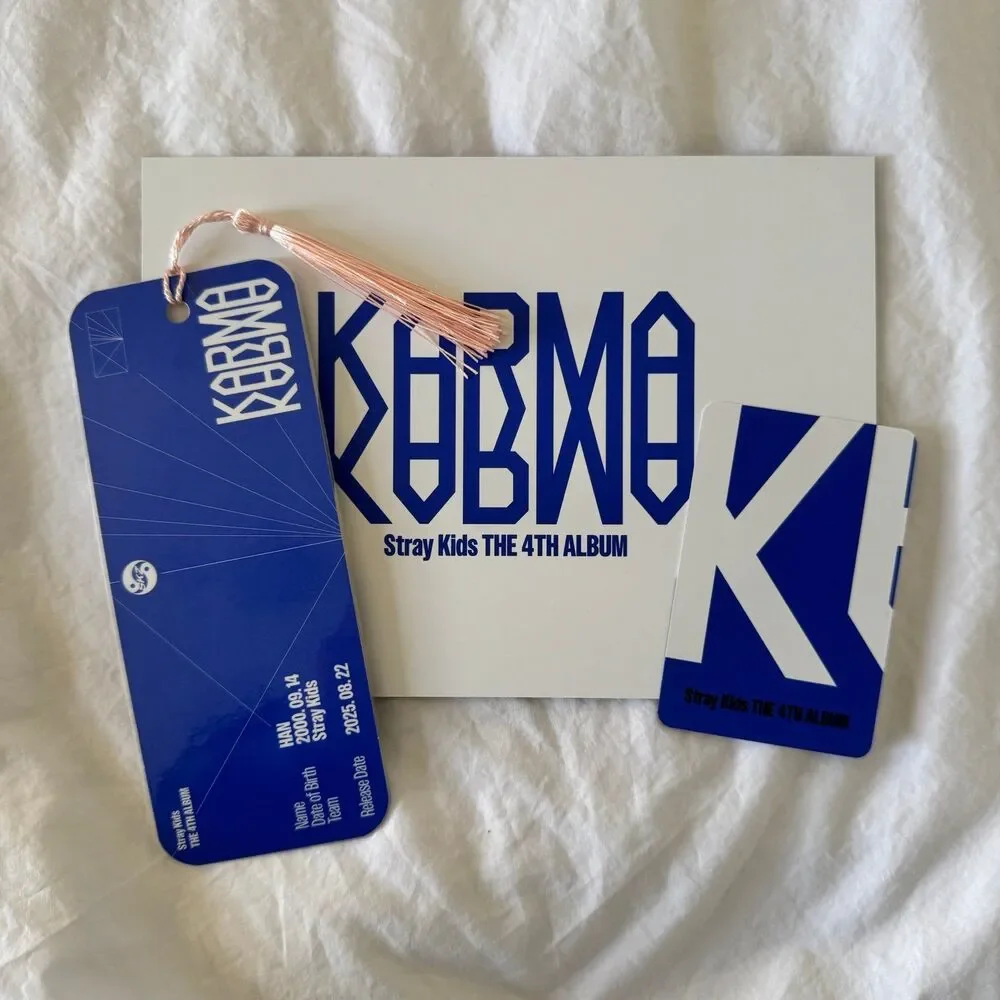 Stray Kids Han Jisung laminated bookmark and Karma photocard
